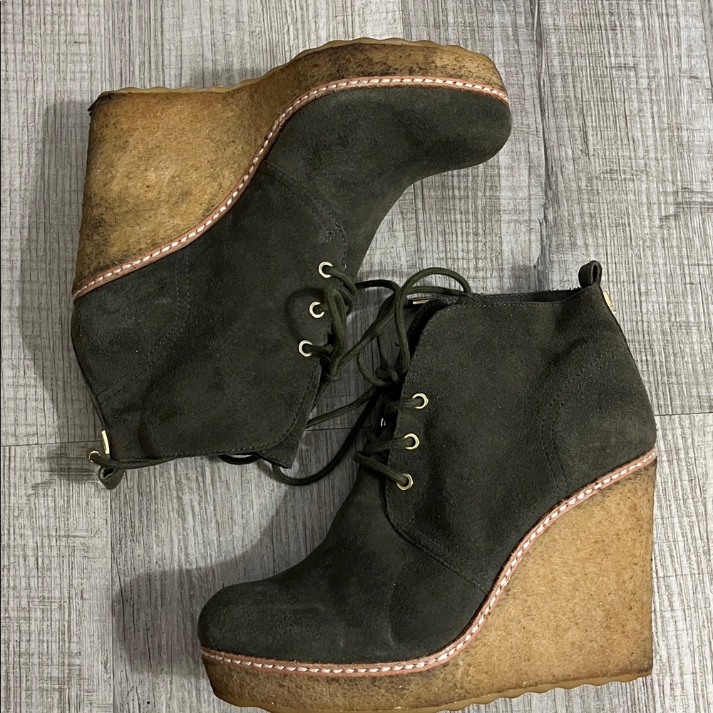 Tory Burch Olive Green Wedge Ankle Boots - Picture 8 of 15